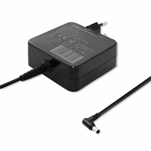 Qoltec 51745 toiteadapter sisetingimustes 65 W must