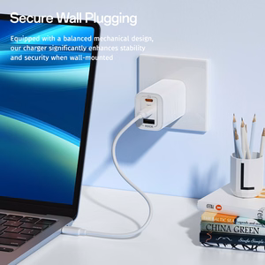 Rock Sein laadija Ice2Cube GaN - USB + 2xType C - PD 65W 3A valge