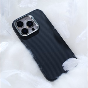 Benks Magnetic Armor Pro Kevlar Ümbris Metal Frame 600D jaoks Iphone 16 Plus must