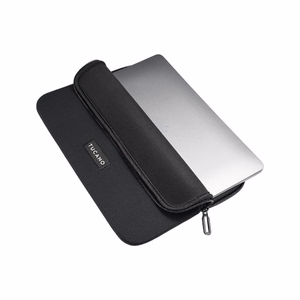 Tucano Colore2 neopreenist sülearvutiümbris 13-tollisele MacBook Airile (M5/M4/M3/M2/M1, 2026–2018), 13-tollisele MacBook Prole ja 12-tollistele sülearvutitele, must
