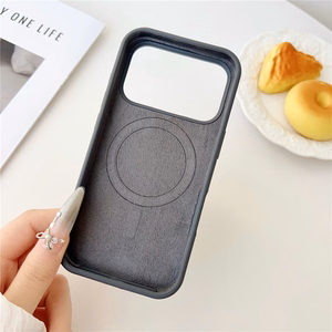 Valge magnetiline kukkumiskindel vedelsilikoonist ümbris iPhone 18 Pro / 17 Pro jaoks