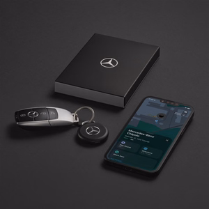 Chipolo LOOP Mercedes — перезаряжаемый Bluetooth-трекер с силиконовой петлей для iOS и Android, черный
