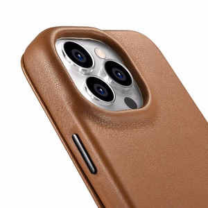 Чехол iCarer CE Premium Leather Folio для iPhone 14 Pro магнитный с откидной крышкой MagSafe коричневый