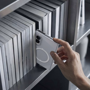 Spigen AirSkin MagFit MagSafe ümbris Samsung Galaxy Z Fold 8-le, läbipaistev ja valge