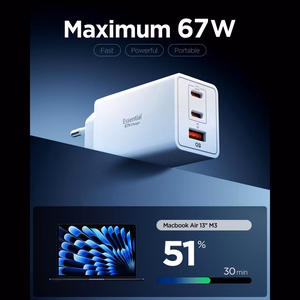 Spigen Essential EE673EU 3-portiline 67W seinalaadija - valge