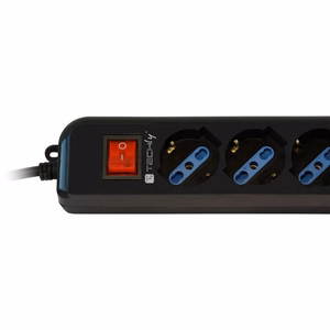 Techly IUPS-PCP-6V – 6 pesaga ja VDE-pistikuga pikendusjuhe, must