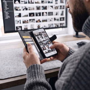 Tech-Protect Wallet ümbris mudelile Google Pixel 11 / 11 Pro – mattmust