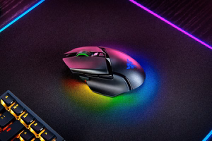 Razer Basilisk V3 Pro 35K mängu hiir parem käsi RF juhtmevaba + Bluetooth + USB-A optiline 35000 DPI