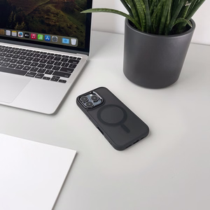 Fashion Ümbris with MagSafe jaoks iPhone 16e - must