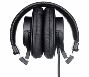Sony MDR-7506 – suletud stuudiokõrvaklapid, mustad