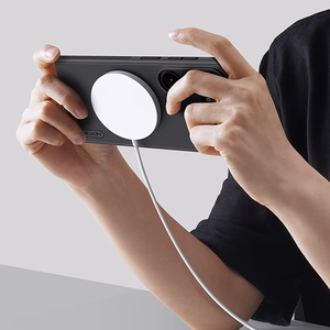 Nillkin Super Frosted Shield Pro Magnetic Ümbris ühilduv MagSafe for Samsung Galaxy S26+ - must