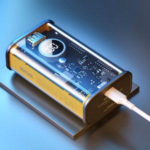 WEKOME WP-345 Vanguard Series akupank, 10000 mAh, PD 20 W + QC 22,5 W, sisseehitatud USB-C- ja Lightning-kaablitega, kollane