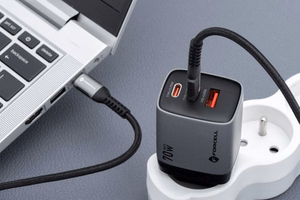 Phone laadija Forcell F-Energy GaN III 2 x USB C + USB A QC4.0 3,45A PD 70W SAM SFC2.0 with display LCD VT-37 hall