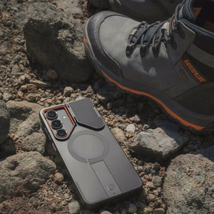 Tech-Protect Kevlar Aura MagSafe Ümbris for Samsung Galaxy S26 - must and oranž