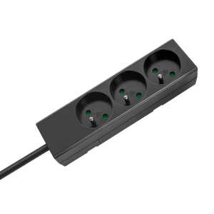 Rebel pikendusjuhe, 3 prantsuse tüüpi pistikupesa, 5 m, lülitita, 3×1,5 mm, must