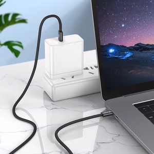 Blavec Cable Candy braided - USB to Lightning - 2,4A 2 metres Apple CarPlay (CCA-UL24B20) black
