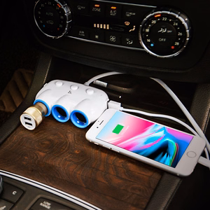 Autopistikupesa jagur Hoco C1, 2 USB-pordi ja 3x3.(3.1A) pistikupesaga
