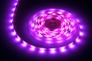 Lighting kit with 150-LED 5050 SMD strip, power supply and colour controller