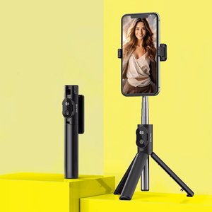 Blavec Selfie Stick Coco P-02 tripod + remote control 0,7 metres (SSCP02-TRB07) must