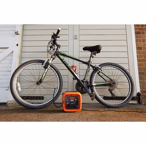BLACK+DECKER ASI400-XJ – õhukompressor, kuni 11 bar