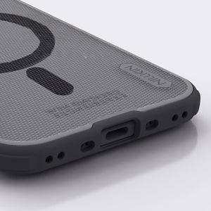 Nillkin Super Frosted Shield Pro MagSafe Compatible Ümbris jaoks iPhone 17 Air - Läbipaistev Must