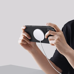 Nillkin Super Frosted Shield Pro Magnetic Ümbris jaoks iPhone 16 Pro - must