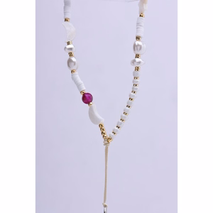SHELLS Phone lanyard, Phone pendant / cord length 44cm (22cm in the loop) / on hand - valge and lilla