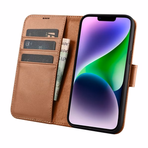 iCarer Rahakott ümbris 2in1 ümbris iPhone 14 nahast ümbris klapiga Anti-RFID pruun (WMI14220725-BN)