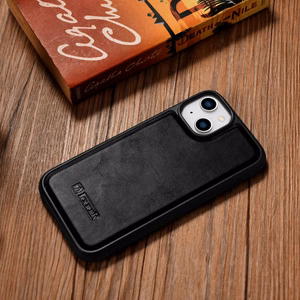 iCarer Leather Oil Wax case covered with natural leather for iPhone 14 Plus black (WMI14220719-BK)