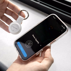 Valge Blavec BTG-02 Bluetooth-esemejälgija võtmerõngaga Apple'i ja Androidi seadmetele (BTBTG02-KW)