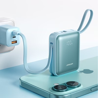 Joyroom JR-PBF27 22.5W 10000mAh Powerbank kahe sisseehitatud kaabliga - kuldne