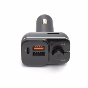 Must Blue Star Wave L3 autosaatja RGB-dekoratiivvalgustusega, 1 × USB-C, 2 × USB, 20 W