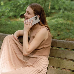 Uniq Coehl Terrazzo ümbris jaoks iPhone 14 Pro - sand