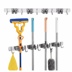 Maclean MC-184 – seinale kinnitatav tööriistahoidik, terasest, konksudega, kuni 20 kg, laius 49 cm