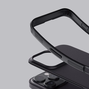 Nillkin Super Frosted Shield Pro ümbris jaoks iPhone 16 Pro - must