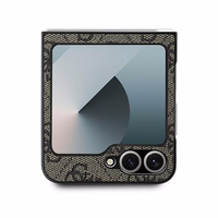 Guess Leather 4G Metal Logo Ümbris jaoks Samsung Galaxy Z Flip 6 - Brown