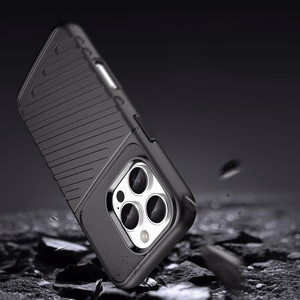 Thunder Ümbris jaoks iPhone 16 Pro Silicone Ümbris - Must