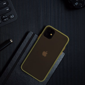 Vennus Color Button Bumper jaoks Samsung Galaxy S21 Plus Olive