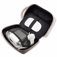 Guess Kott GUHBP4RPSP Organizer roosa/roosa 4G Printed Stripes