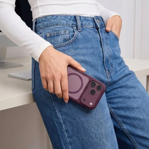 Tech-Protect MagOne CC MagSafe ümbris 2 karastatud klaasiga mudelitele iPhone 18 Pro / 17 Pro, läbipaistev bordo