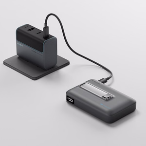 Cuktech WPB100 akupank 10 000 mAh, Qi2, 30 W, magnetkinnituse ja toega – must