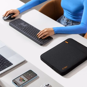 Tech-Protect Defender Laptop Ümbris 15-16" - must