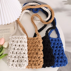 Knitted bag jaoks phone design 1 must