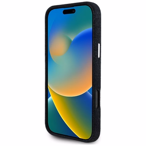 Guess Denim Triangle Logo MagSafe ümbris jaoks iPhone 16 Pro - must