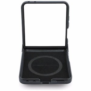 Must BMW M Leather Perforated Tricolor Stripe Metal Logos ümbris MagSafe'i toega Samsung Galaxy Z Flip8 telefonile