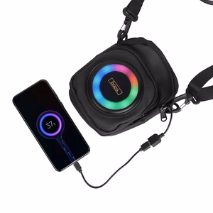 Bluetooth kõlar 8W 3h õlakoti kujuline 1,5L Hoco HC41 must