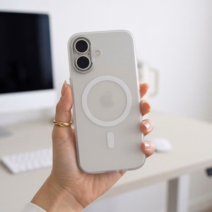 Tech-Protect MagZero MagSafe-ümbris iPhone 17 jaoks, mattvalge