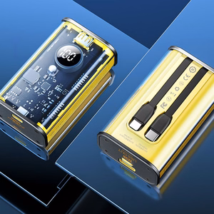 WEKOME WP-345 Vanguard Series akupank, 10000 mAh, PD 20 W + QC 22,5 W, sisseehitatud USB-C- ja Lightning-kaablitega, kollane