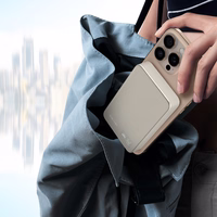 Blavec Akupank 10000mAh BJ-04 Slim 13,5mm - Type C - 22,5W magnetic Magsafe 3 in 1 (PBBJ04-MC10GD) kuldne glass