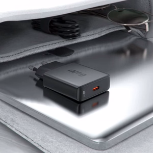 Laadija Acefast A65 must (PD20W)